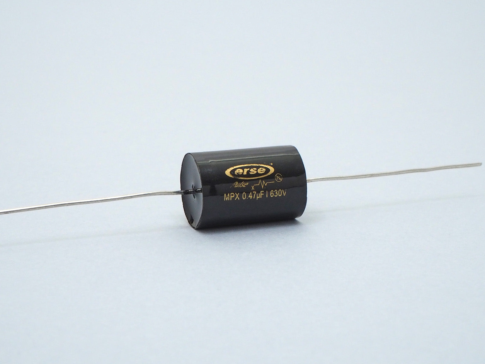A .47uF capacitor used in DIY audio speakers.